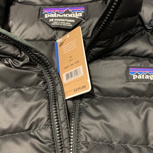 Patagonia Women's Down Sweater Jacket - Picture 5 of 8